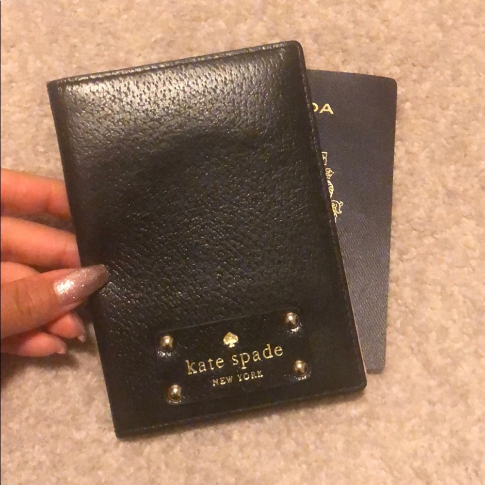 Kate spade passport holder